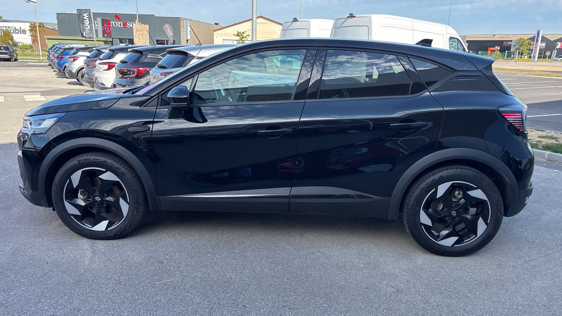 Vente en ligne Renault Captur  E-Tech full hybrid 160 ch au prix de 25 990 €