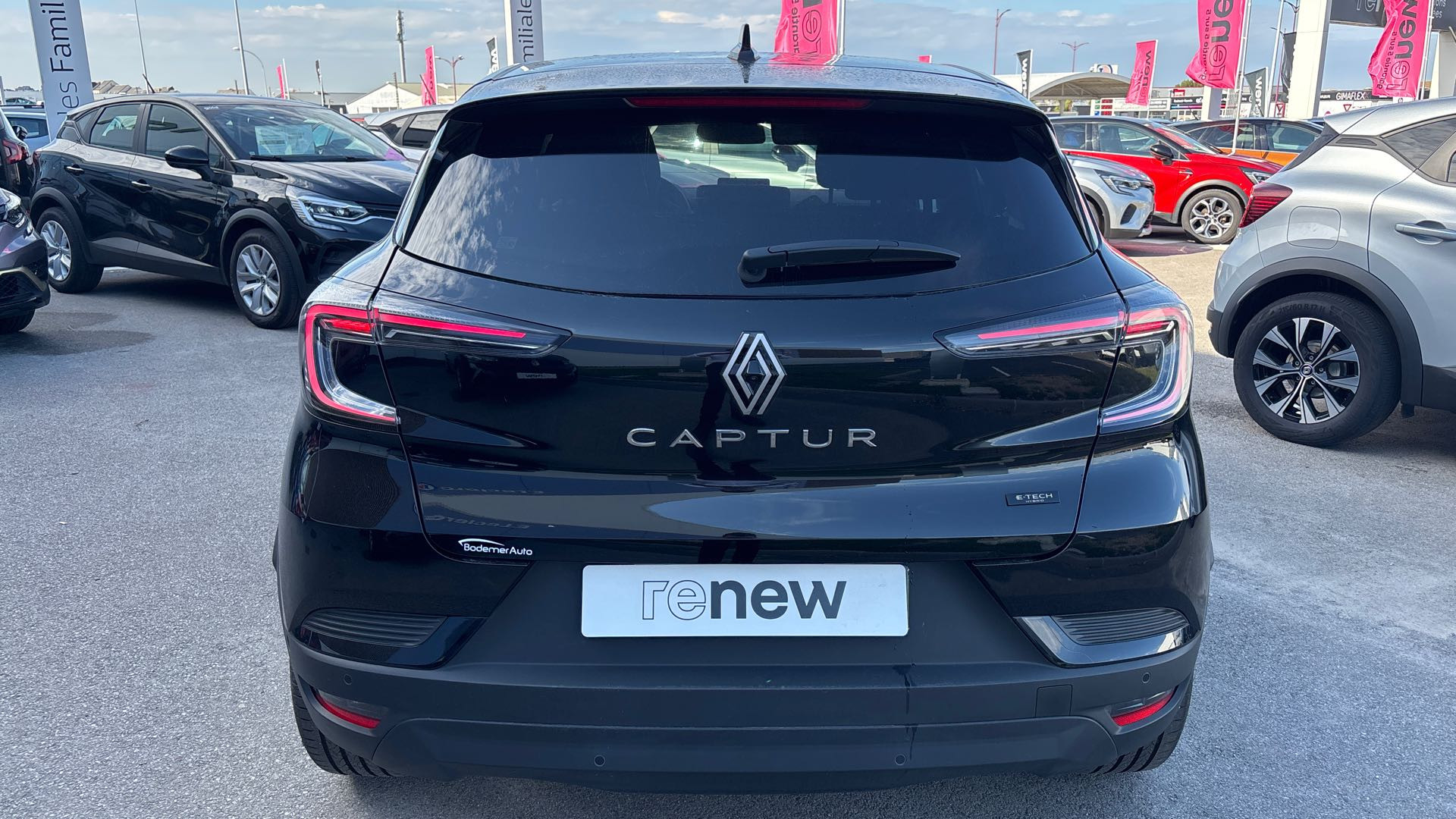 Vente en ligne Renault Captur  E-Tech full hybrid 160 ch au prix de 25 990 €