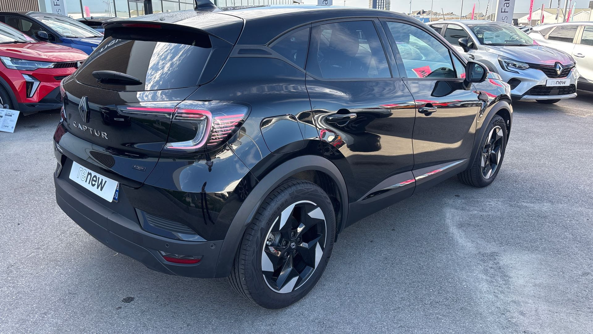 Vente en ligne Renault Captur  E-Tech full hybrid 160 ch au prix de 25 990 €