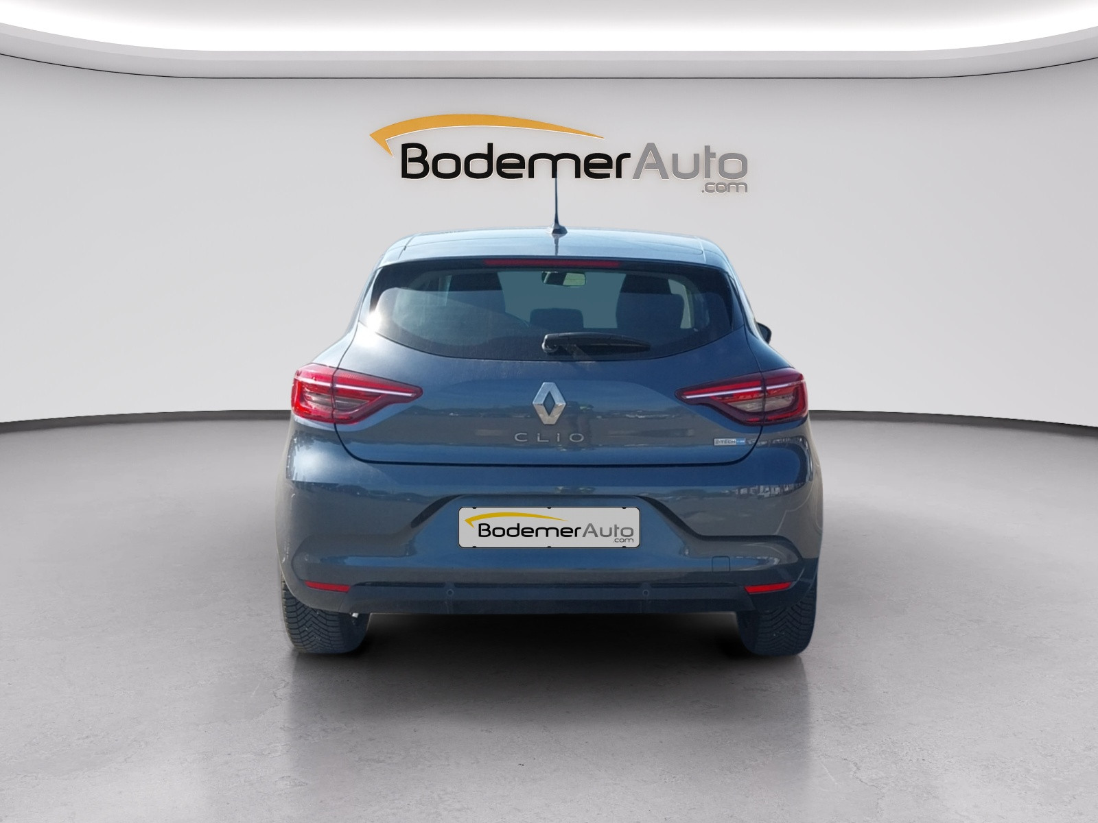Vente en ligne Renault Clio 5 Clio E-Tech 140 - 21 au prix de 12 990 €