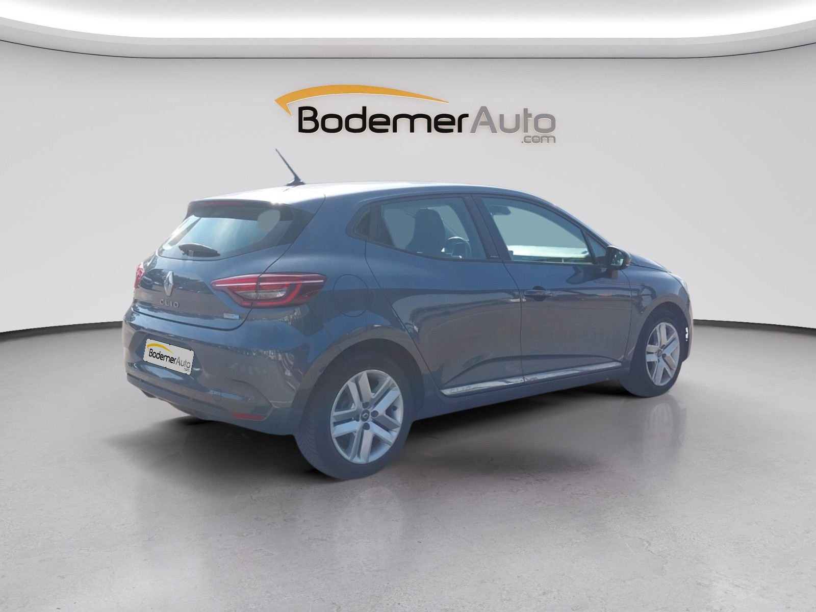 Vente en ligne Renault Clio 5 Clio E-Tech 140 - 21 au prix de 12 990 €