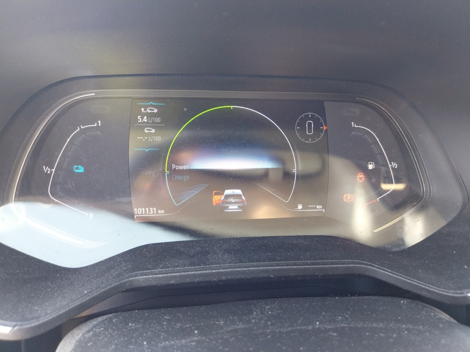 Vente en ligne Renault Clio 5 Clio E-Tech 140 - 21 au prix de 12 990 €