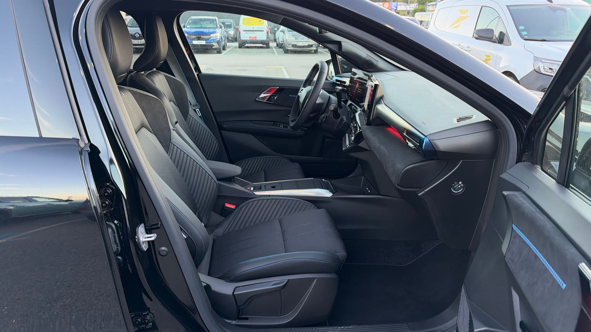 Vente en ligne Renault Clio 6 Clio E-Tech full hybrid 160 ch au prix de 26 900 €