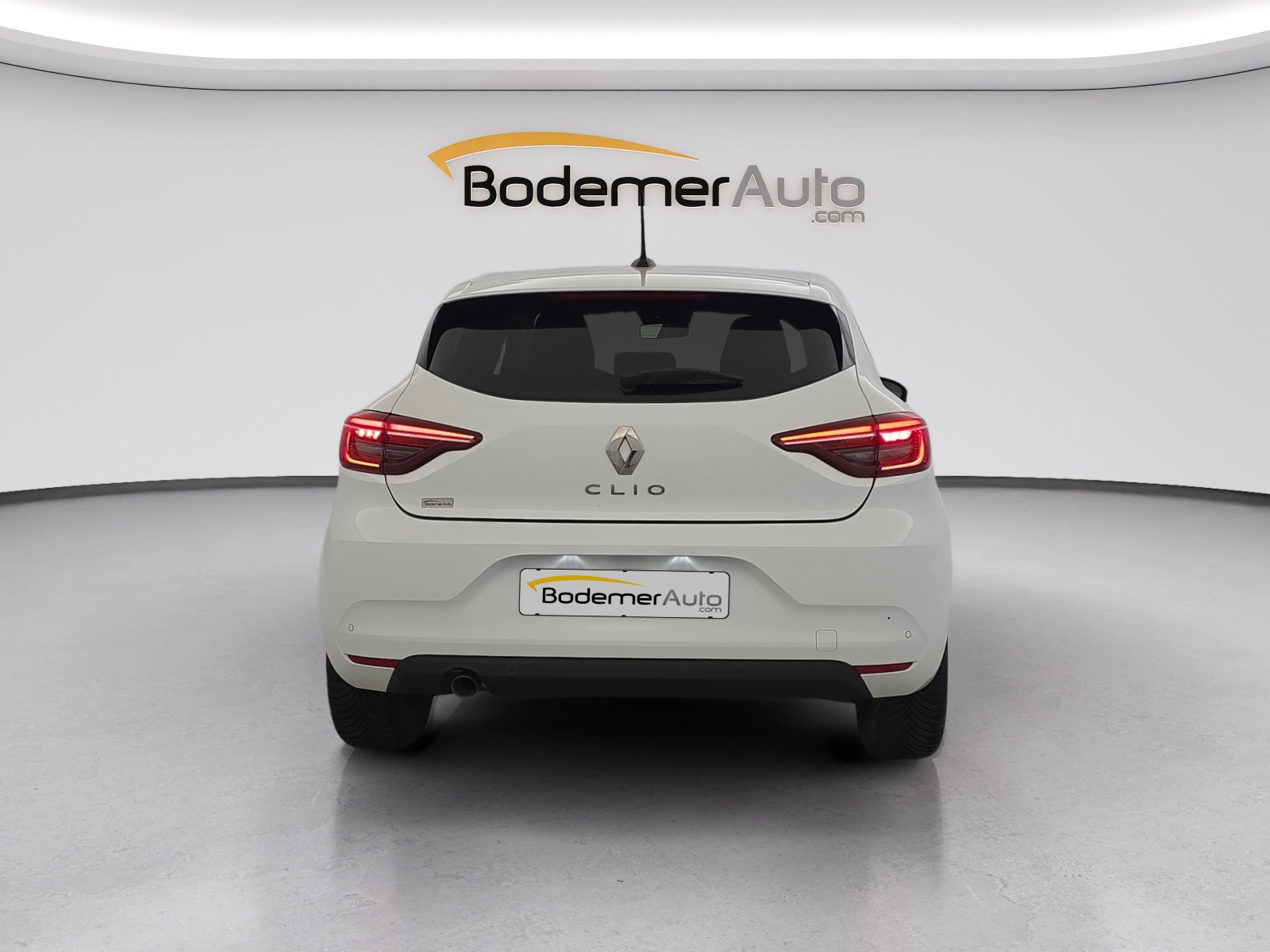 Vente en ligne Renault Clio 5 Clio TCe 100 GPL au prix de 13 990 €