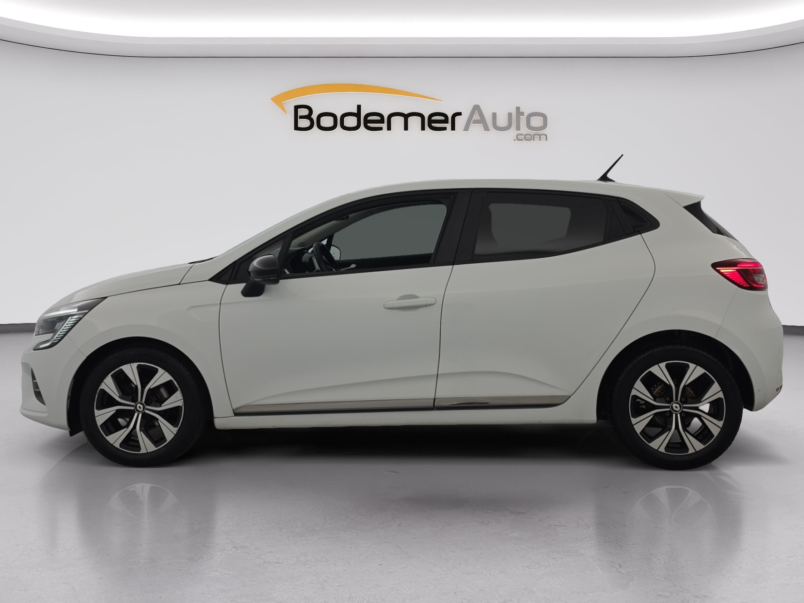 Vente en ligne Renault Clio 5 Clio TCe 100 GPL au prix de 13 990 €