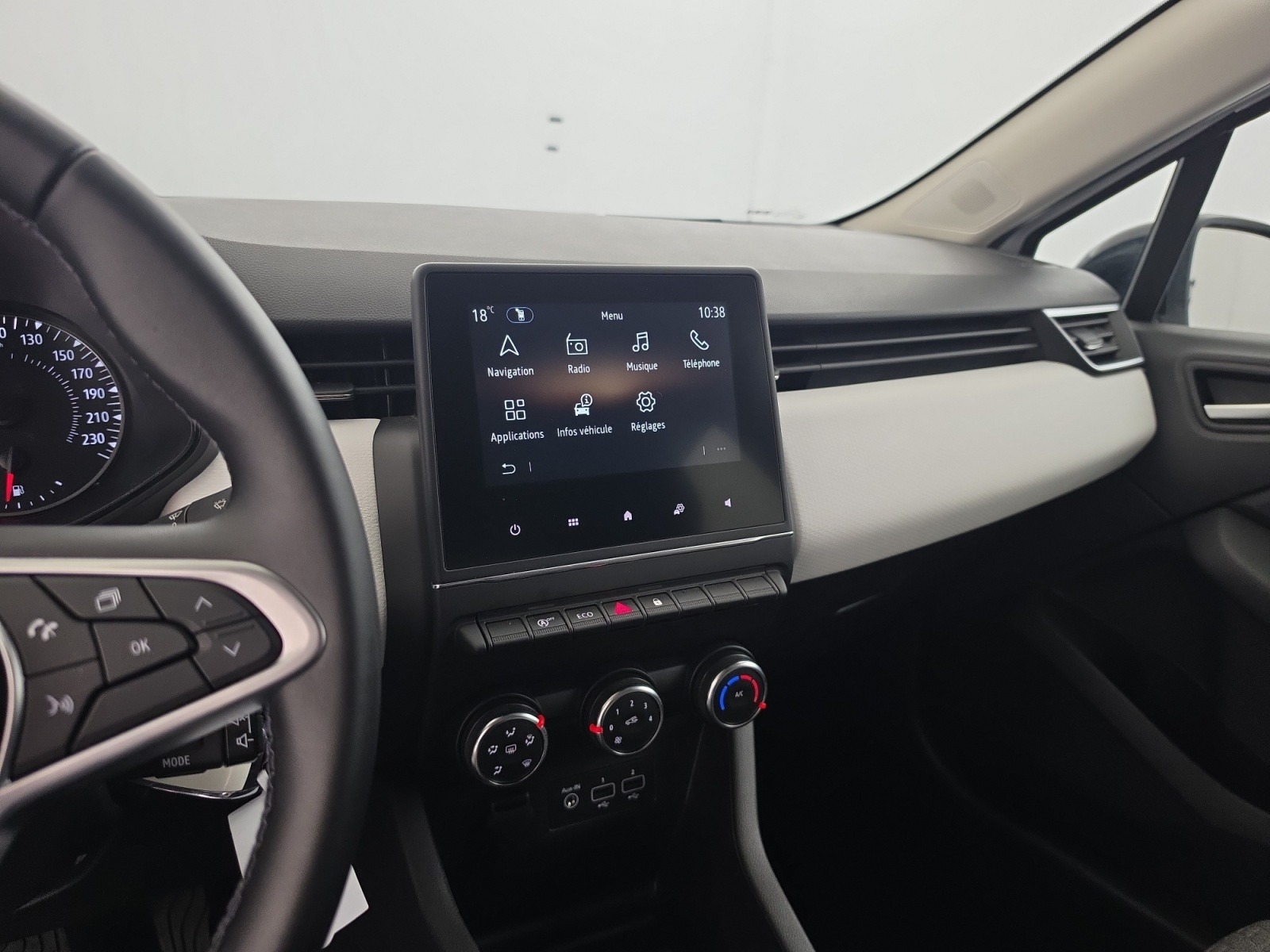 Vente en ligne Renault Clio 5 Clio TCe 100 GPL au prix de 13 990 €