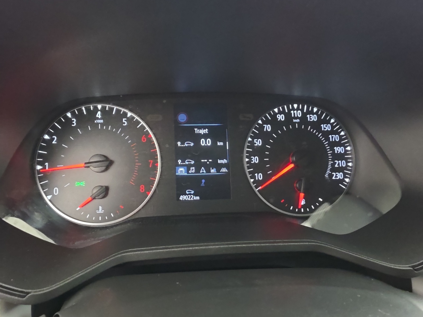 Vente en ligne Renault Clio 5 Clio TCe 100 GPL au prix de 13 990 €