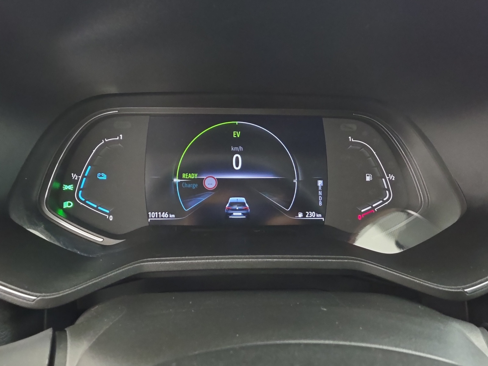 Vente en ligne Renault Clio 5 Clio E-Tech 140 - 21 au prix de 12 990 €