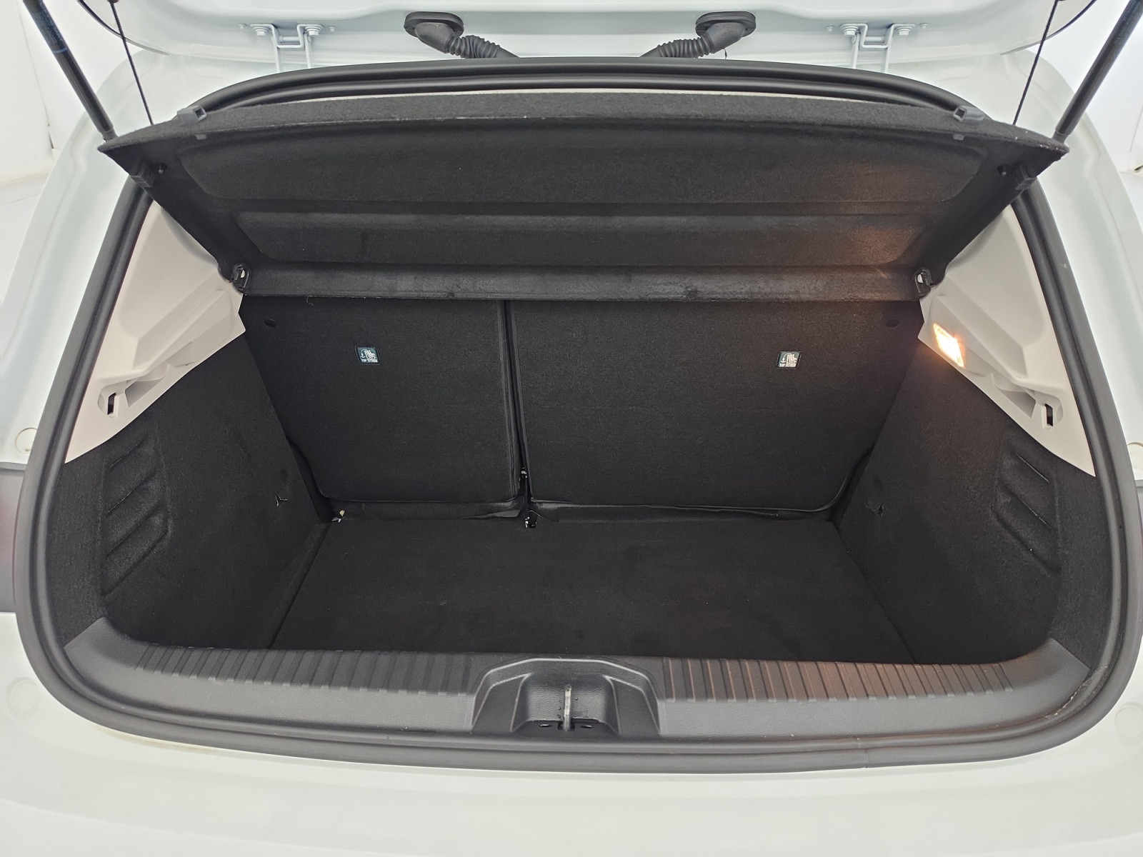 Vente en ligne Renault Clio 5 Clio TCe 100 GPL - 21N au prix de 13 490 €