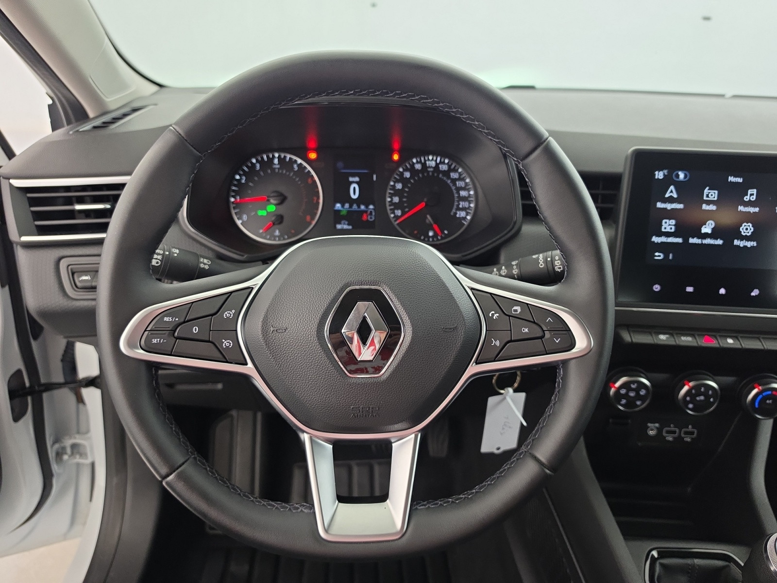 Vente en ligne Renault Clio 5 Clio TCe 100 GPL - 21N au prix de 13 490 €