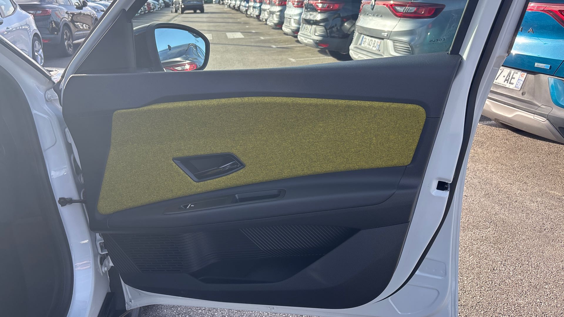 Vente en ligne Renault R5 E-Tech  150 ch autonomie confort au prix de 27 990 €