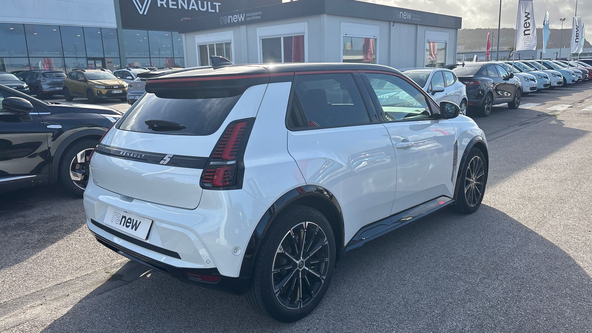 Vente en ligne Renault R5 E-Tech  150 ch autonomie confort au prix de 27 990 €