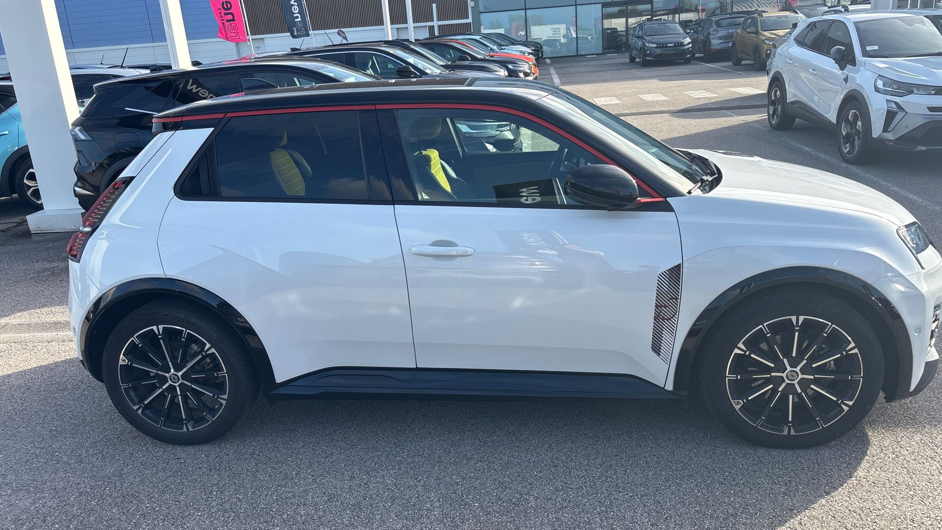 Vente en ligne Renault R5 E-Tech  150 ch autonomie confort au prix de 27 990 €