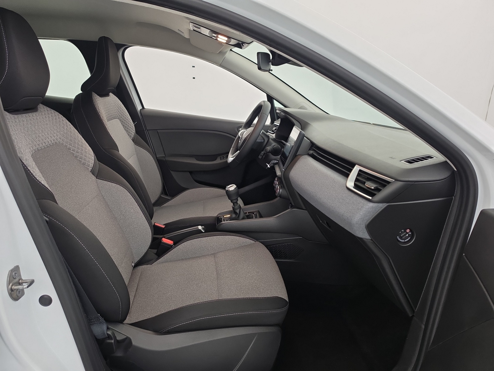 Vente en ligne Renault Clio 5 Clio TCe 90 au prix de 14 490 €