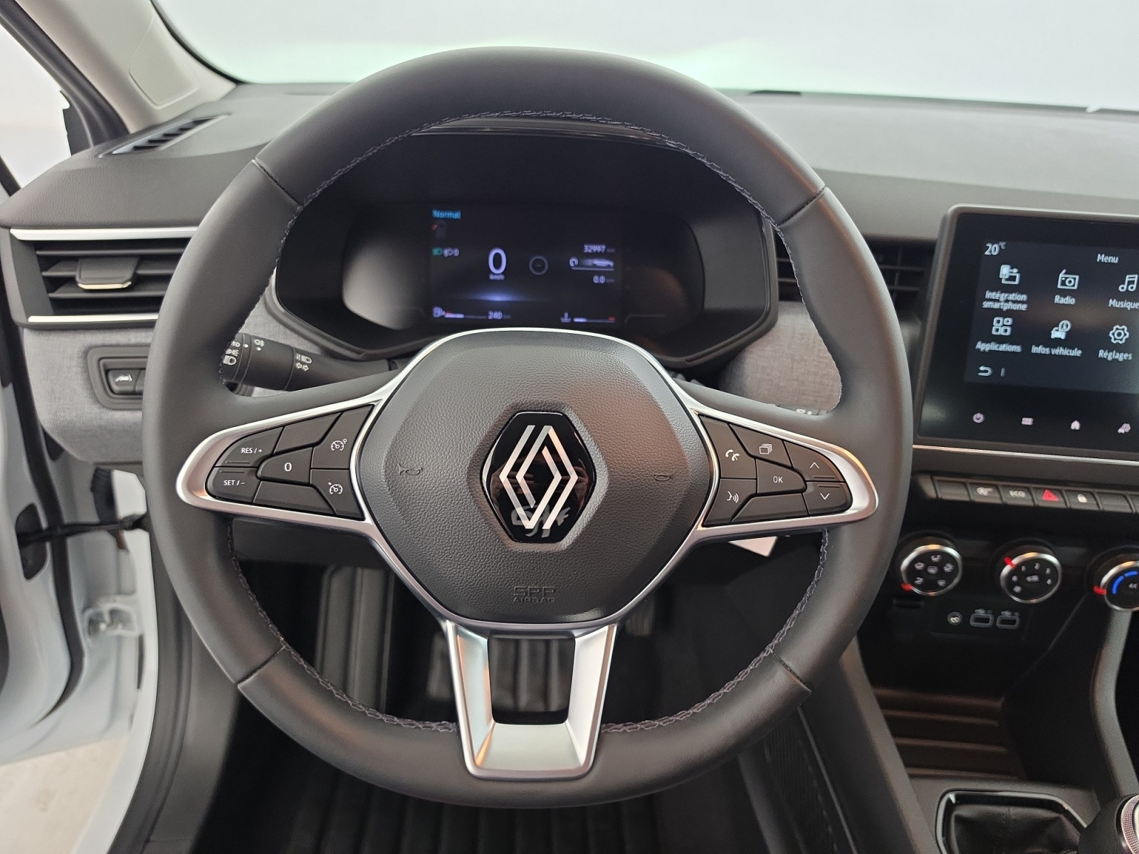 Vente en ligne Renault Clio 5 Clio TCe 90 au prix de 14 490 €