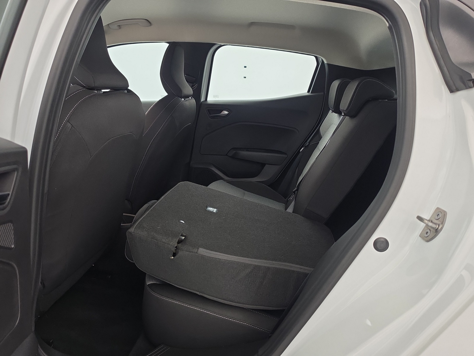 Vente en ligne Renault Clio 5 Clio TCe 90 au prix de 14 490 €