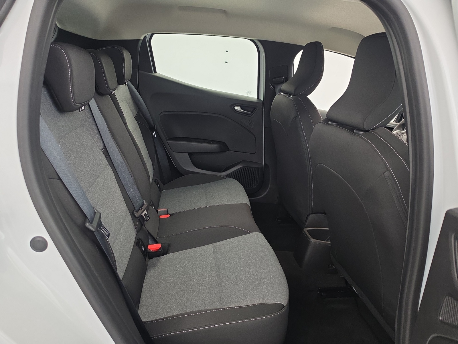 Vente en ligne Renault Clio 5 Clio TCe 90 au prix de 14 490 €