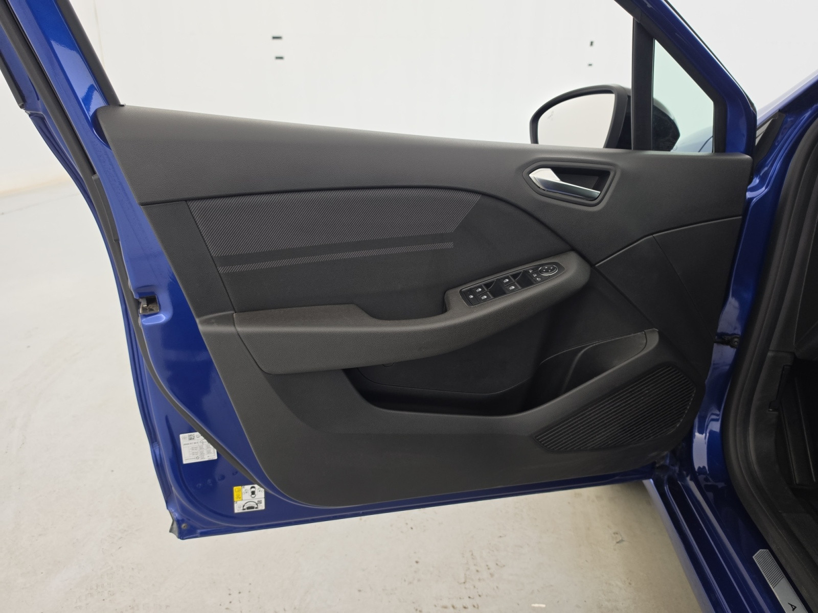 Vente en ligne Renault Clio 5 Clio E-Tech full hybrid 145 ch GSR2 au prix de 21 990 €