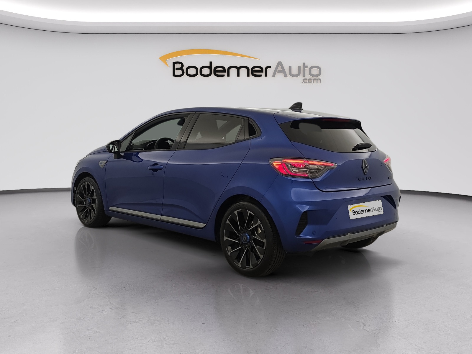 Vente en ligne Renault Clio 5 Clio E-Tech full hybrid 145 ch GSR2 au prix de 21 990 €