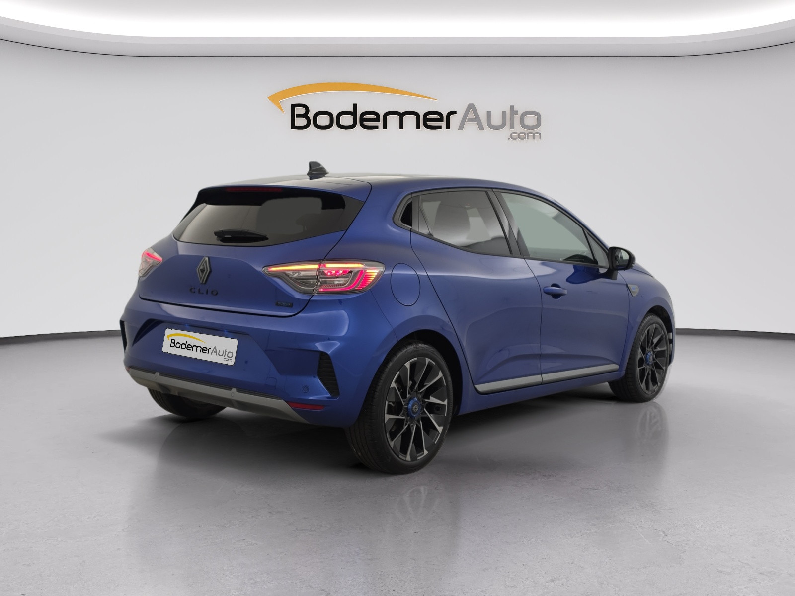 Vente en ligne Renault Clio 5 Clio E-Tech full hybrid 145 ch GSR2 au prix de 21 990 €