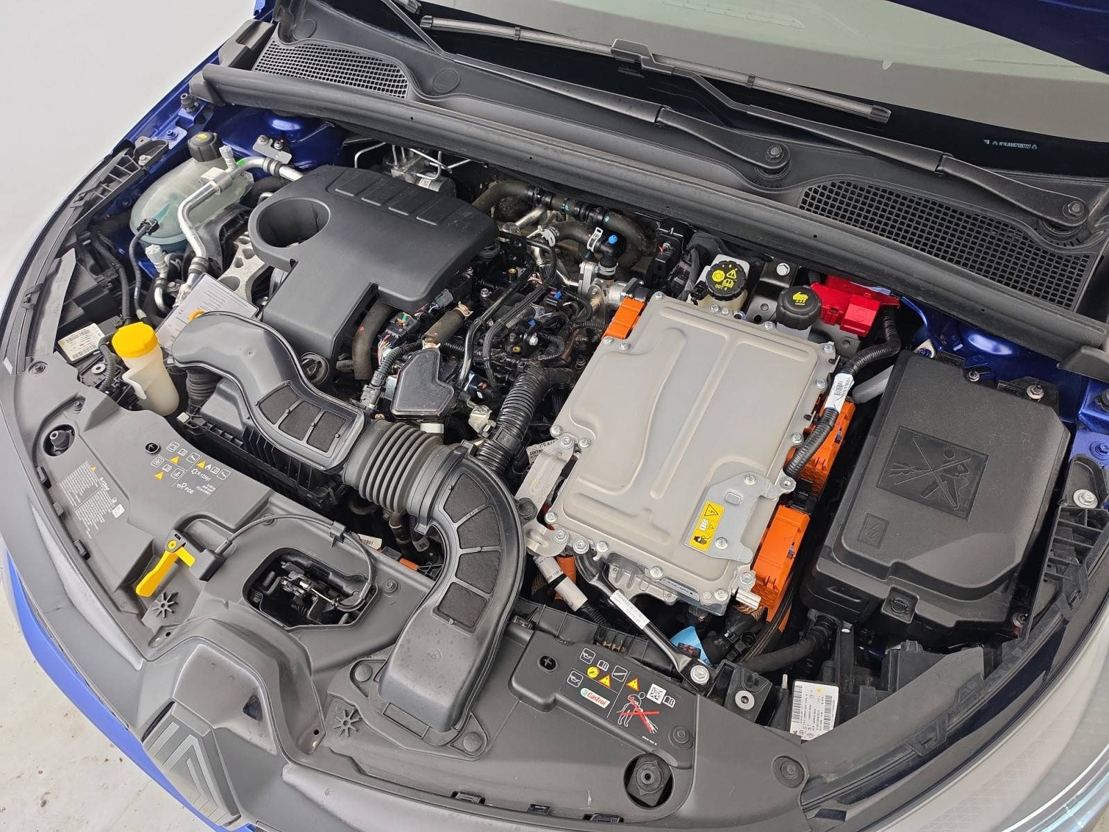 Vente en ligne Renault Clio 5 Clio E-Tech full hybrid 145 ch GSR2 au prix de 21 990 €