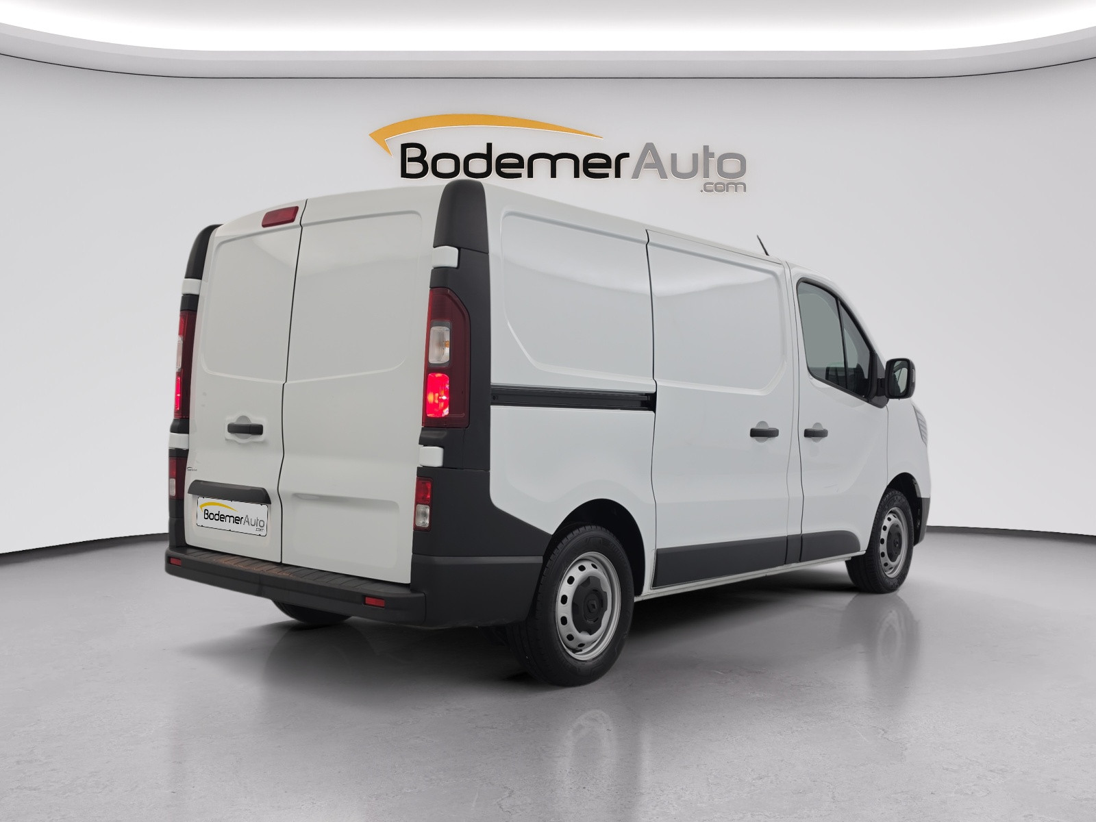 Vente en ligne Renault Trafic 3 Fourgon TRAFIC FGN L1H1 3000 KG BLUE DCI 130 au prix de 20 990 €