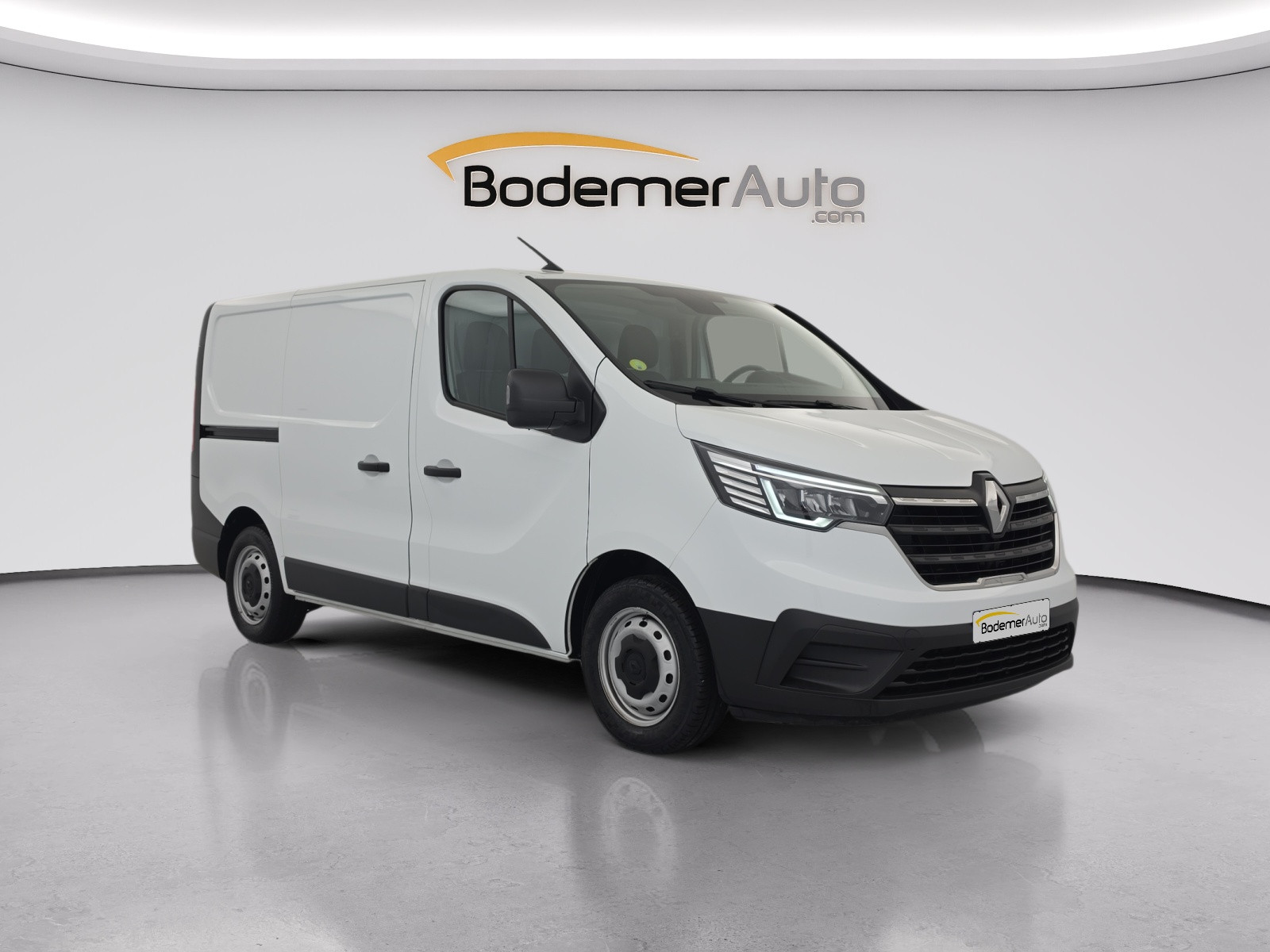 Vente en ligne Renault Trafic 3 Fourgon TRAFIC FGN L1H1 3000 KG BLUE DCI 130 au prix de 20 990 €
