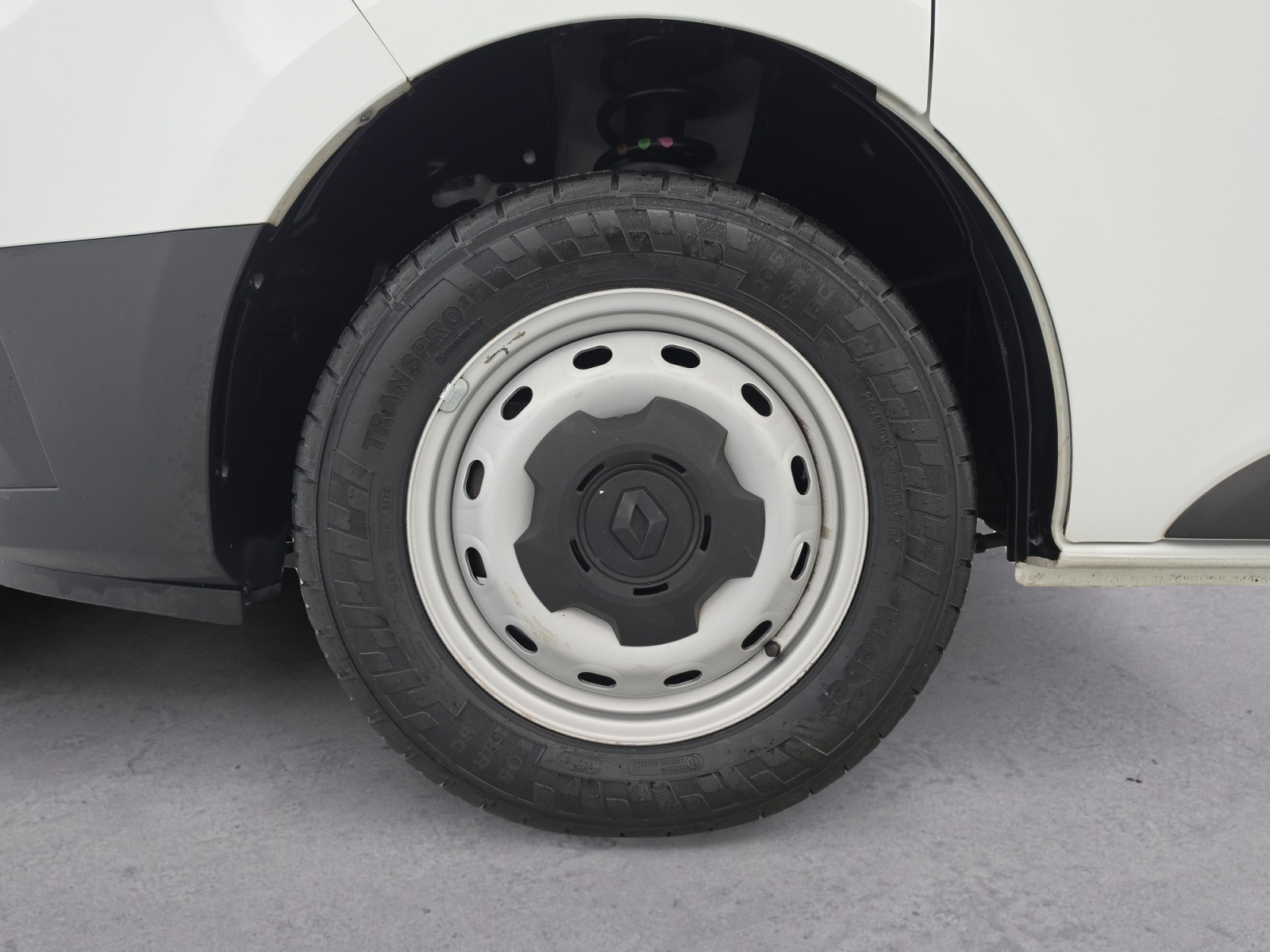 Vente en ligne Renault Trafic 3 Fourgon TRAFIC FGN L1H1 3000 KG BLUE DCI 130 au prix de 20 990 €