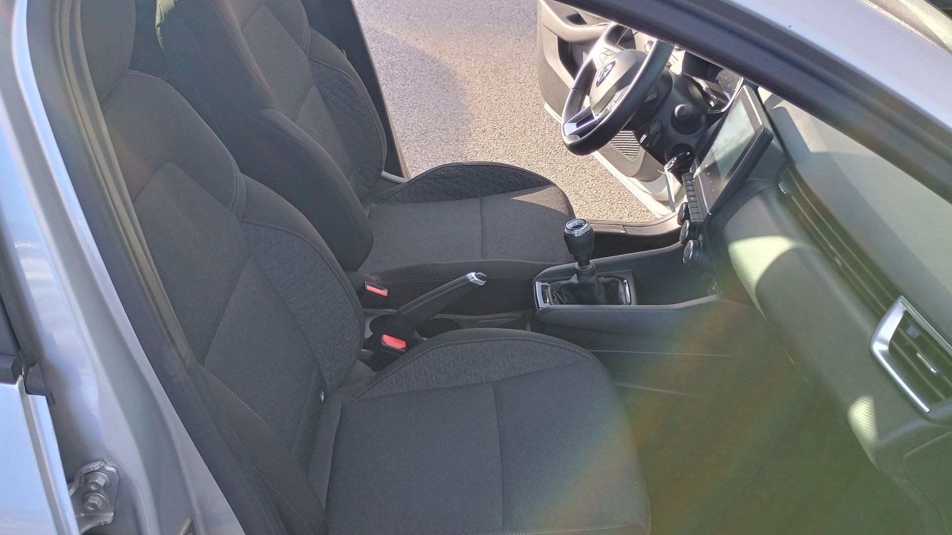 Vente en ligne Renault Clio 5 Clio TCe 90 au prix de 13 490 €