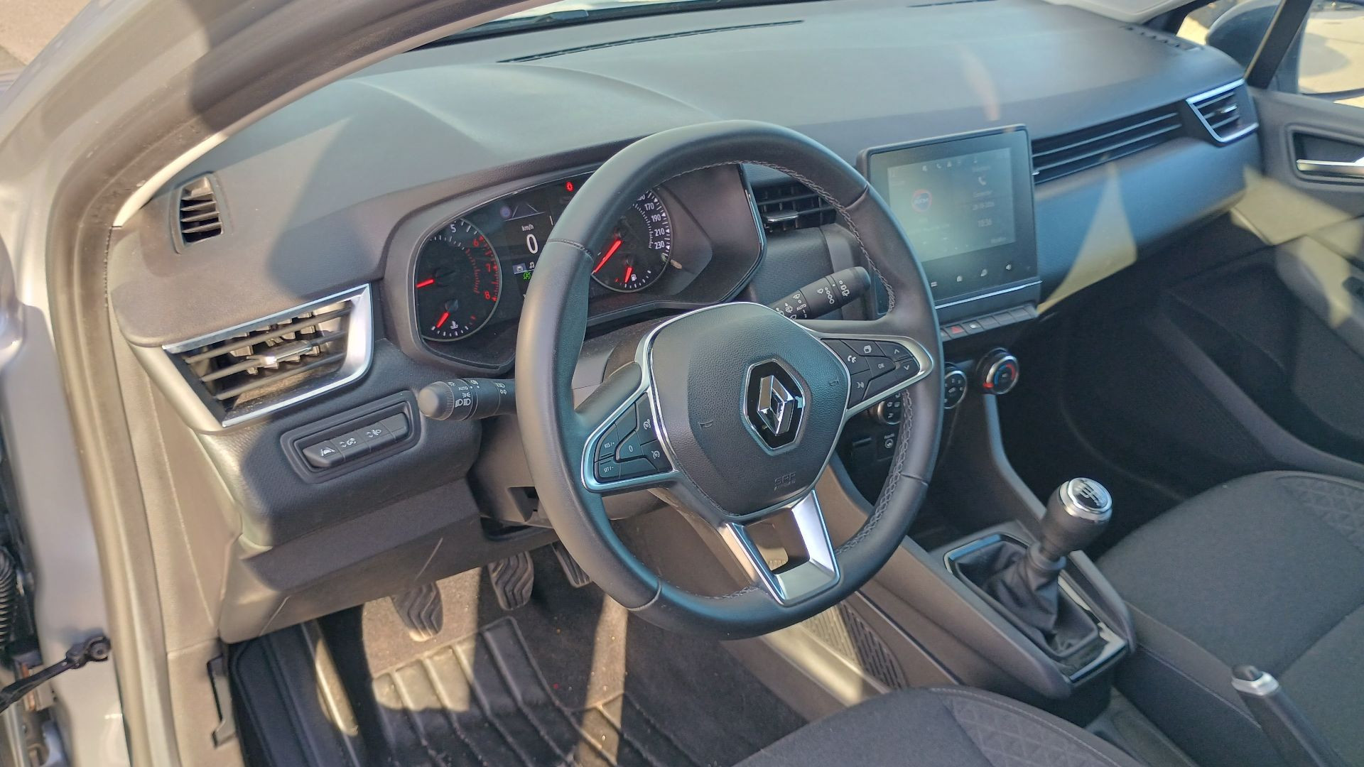 Vente en ligne Renault Clio 5 Clio TCe 90 au prix de 13 490 €