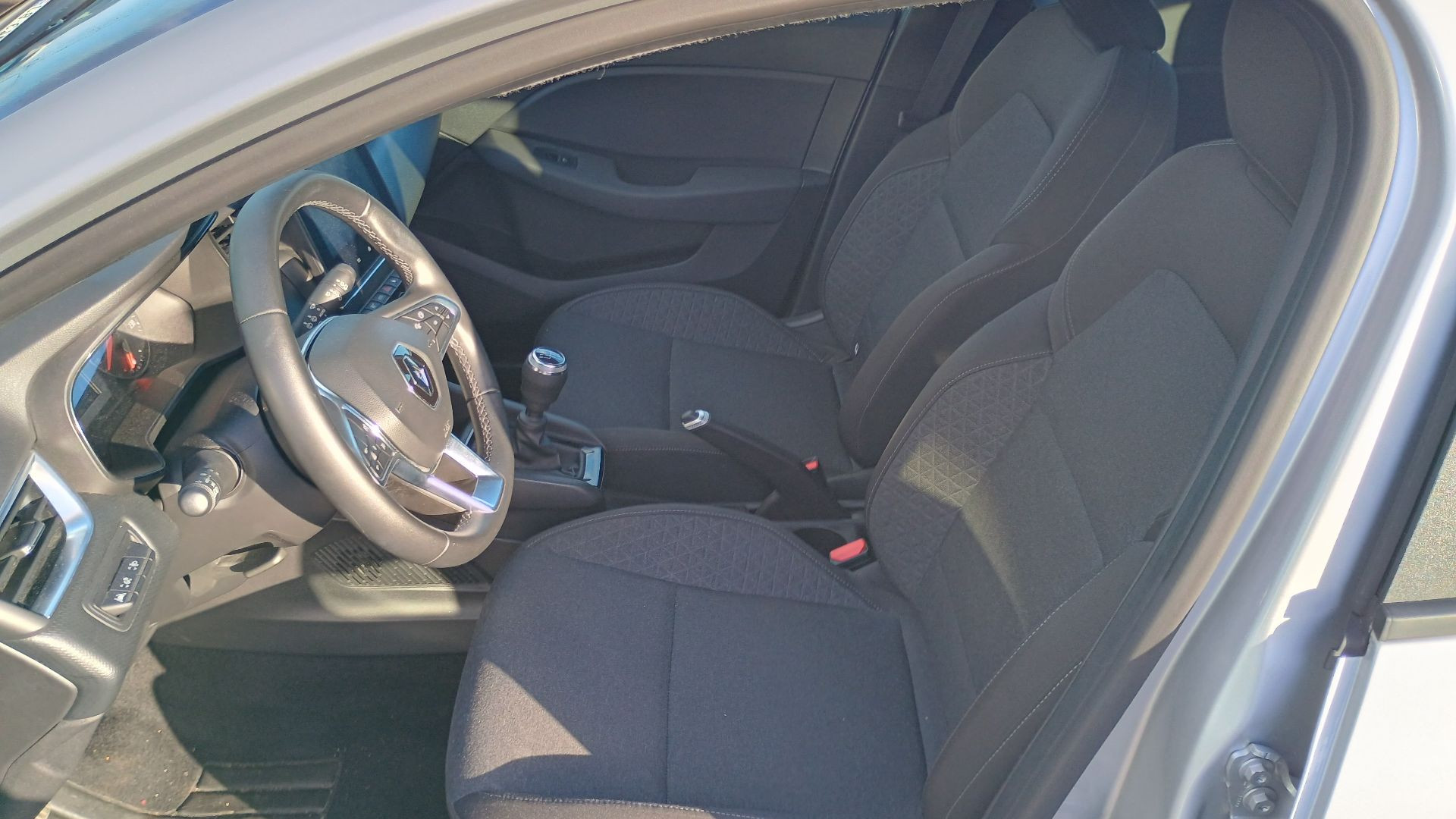 Vente en ligne Renault Clio 5 Clio TCe 90 au prix de 13 490 €