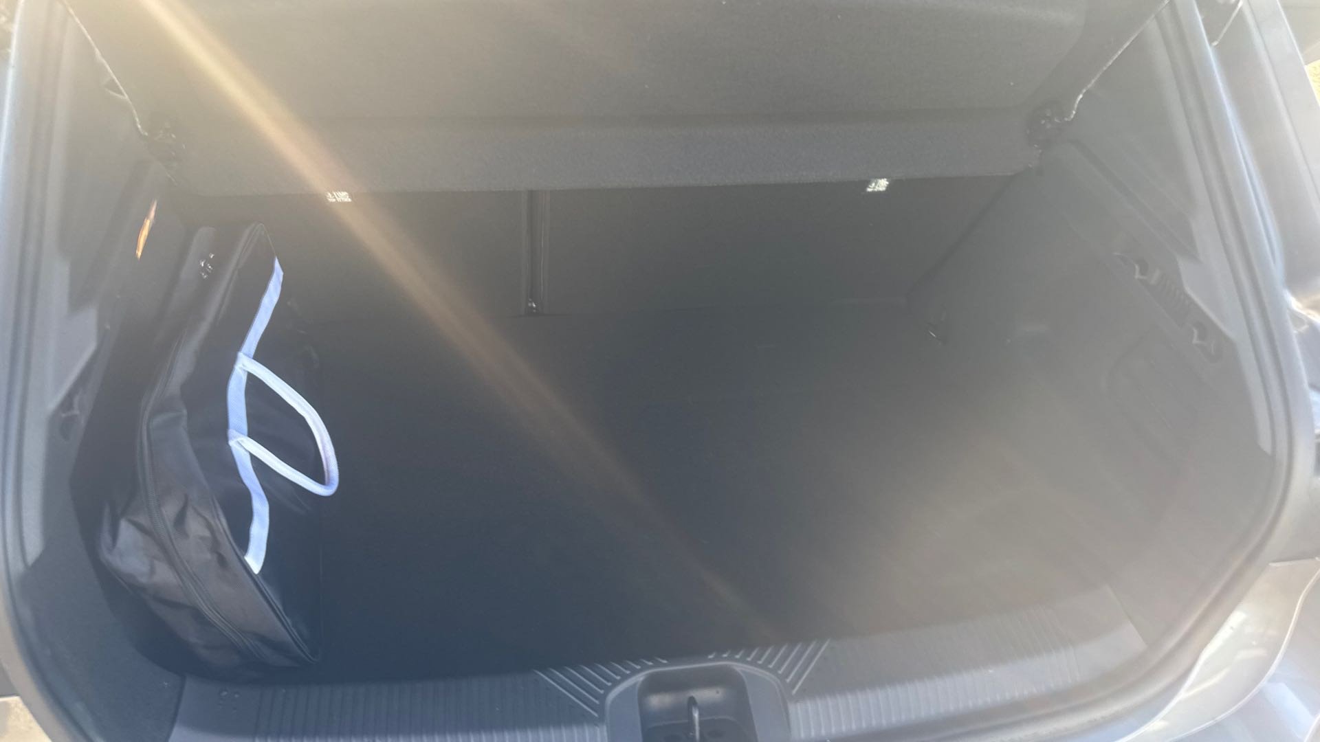 Vente en ligne Renault Clio 6 Clio Eco-G 120 ch EDC au prix de 23 900 €