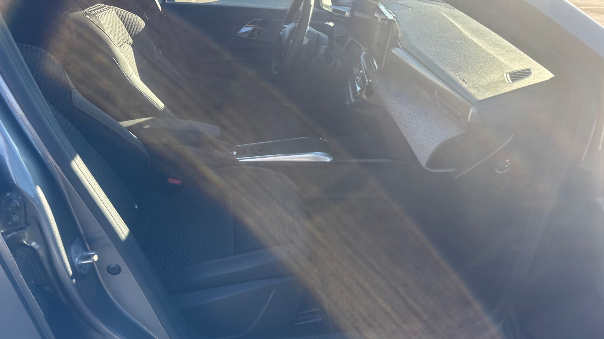 Vente en ligne Renault Clio 6 Clio Eco-G 120 ch EDC au prix de 23 900 €