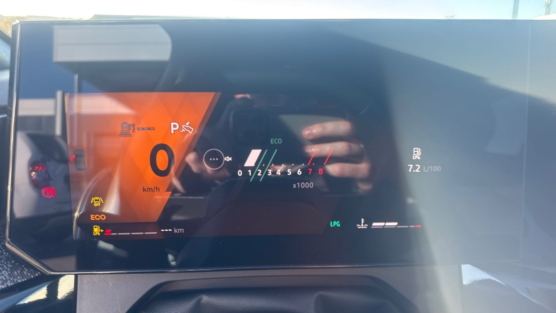Vente en ligne Renault Clio 6 Clio Eco-G 120 ch EDC au prix de 23 900 €