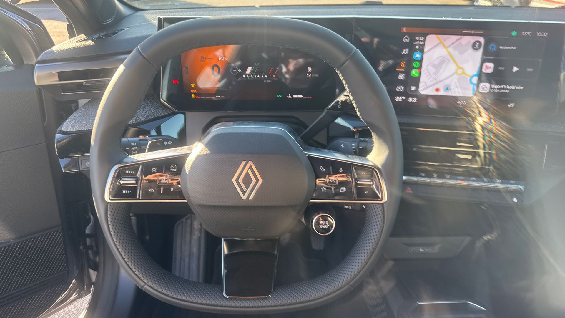 Vente en ligne Renault Clio 6 Clio Eco-G 120 ch EDC au prix de 23 900 €