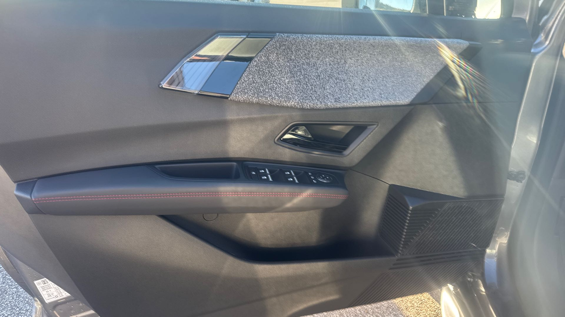 Vente en ligne Renault Clio 6 Clio Eco-G 120 ch EDC au prix de 23 900 €