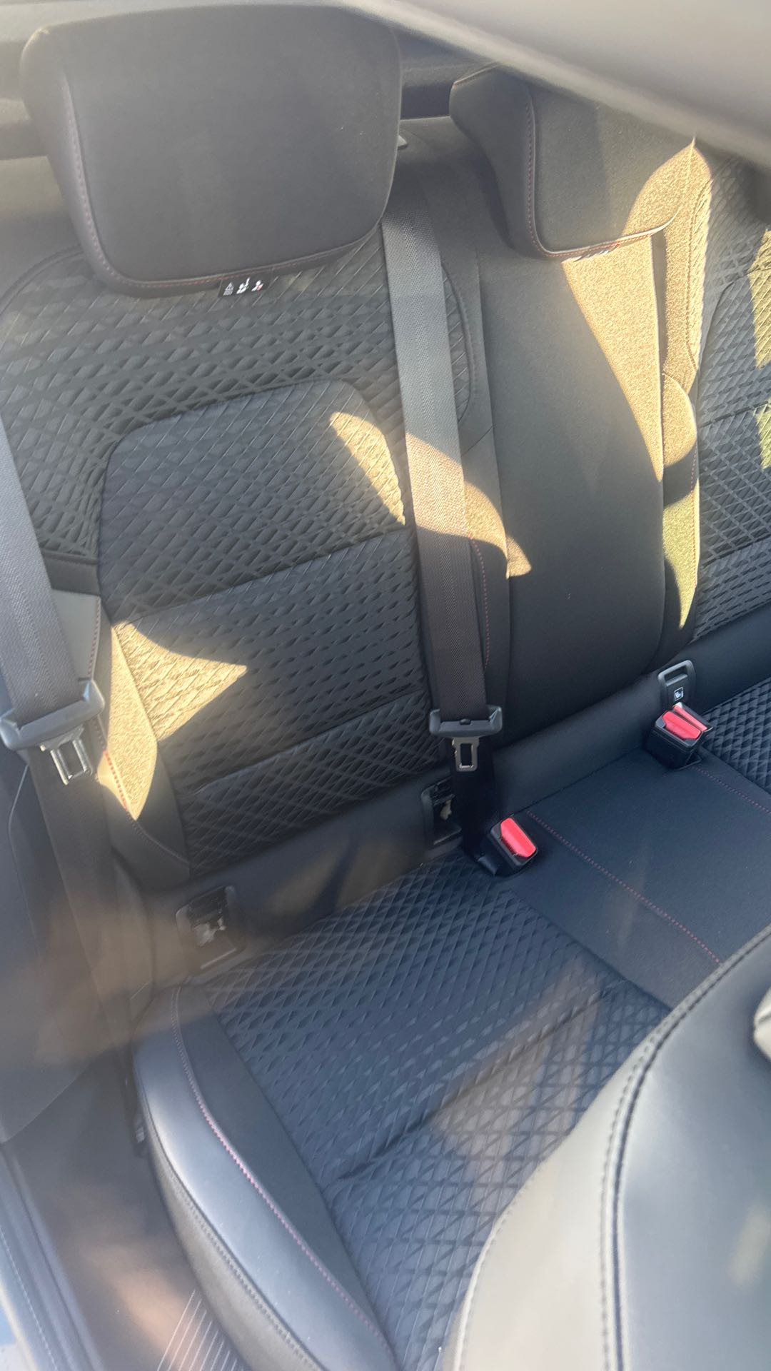 Vente en ligne Renault Clio 6 Clio Eco-G 120 ch EDC au prix de 23 900 €