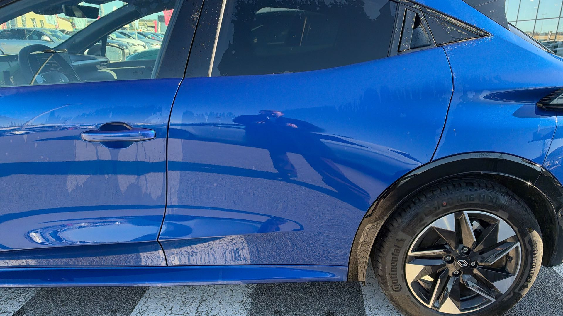 Vente en ligne Renault Clio 6 Clio E-Tech full hybrid 160 ch au prix de 26 490 €