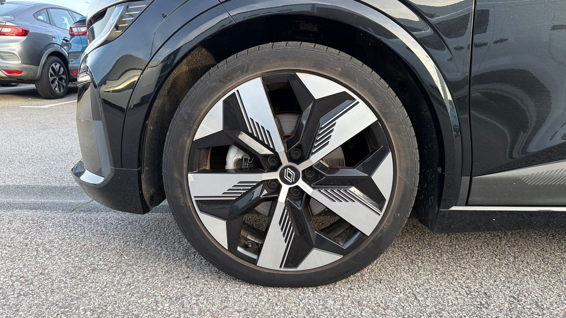 Vente en ligne Renault Megane E-Tech  EV60 220 ch super charge au prix de 25 190 €