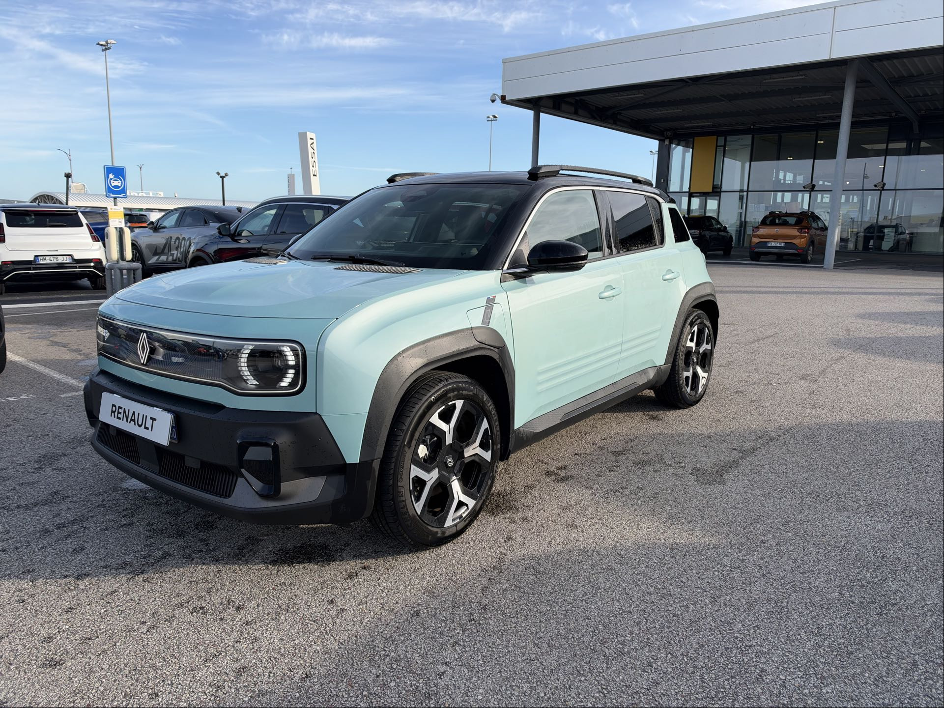 Vente en ligne Renault R4 E-Tech  150 ch autonomie confort au prix de 34 490 €