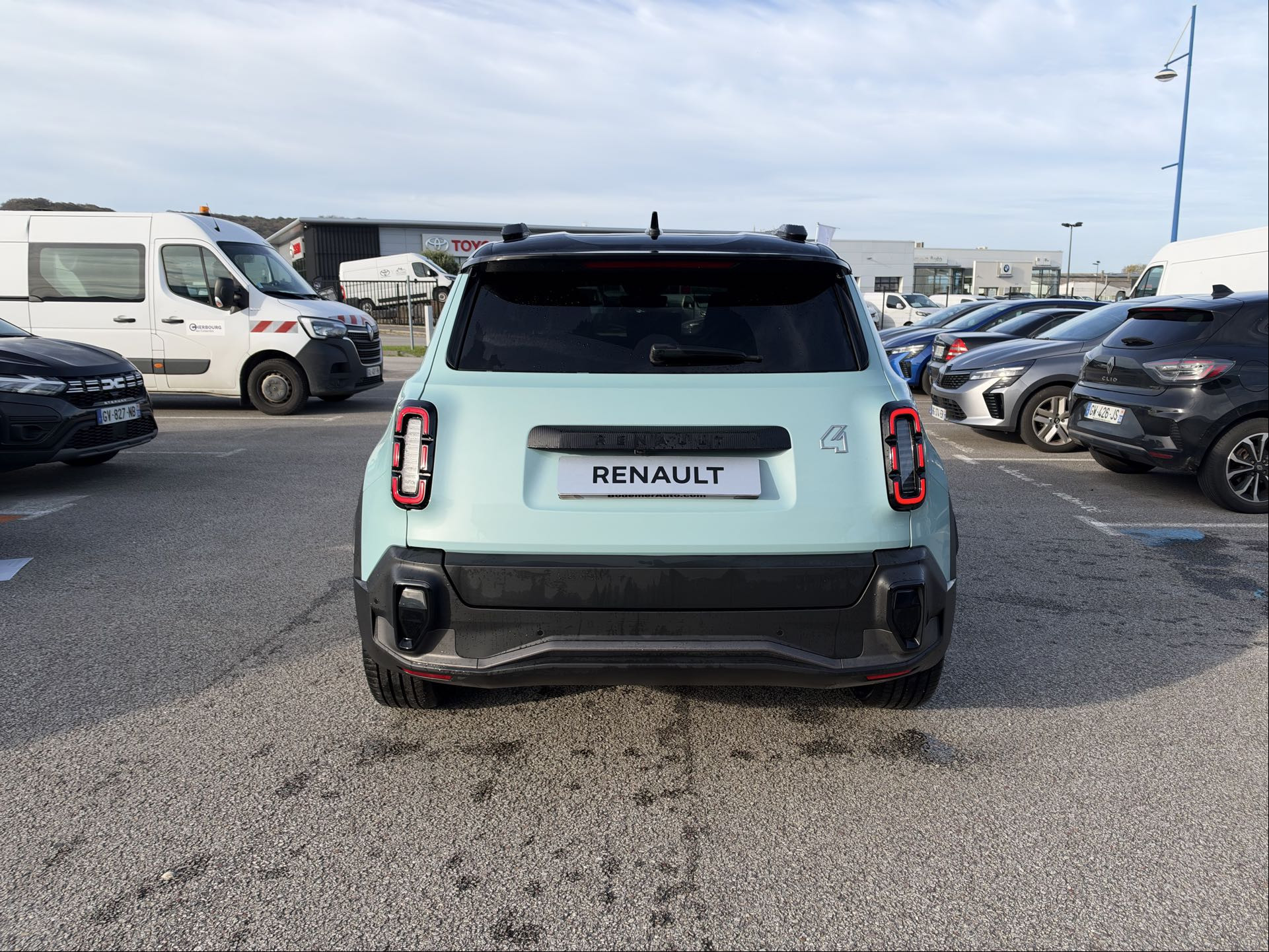 Vente en ligne Renault R4 E-Tech  150 ch autonomie confort au prix de 34 490 €