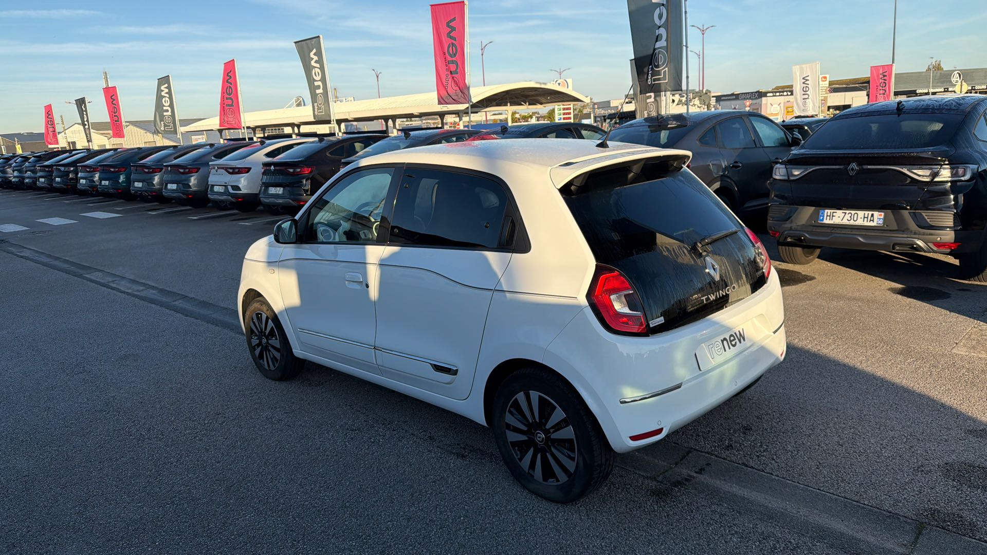 Vente en ligne Renault Twingo Electrique Twingo III E-Tech au prix de 13 990 €