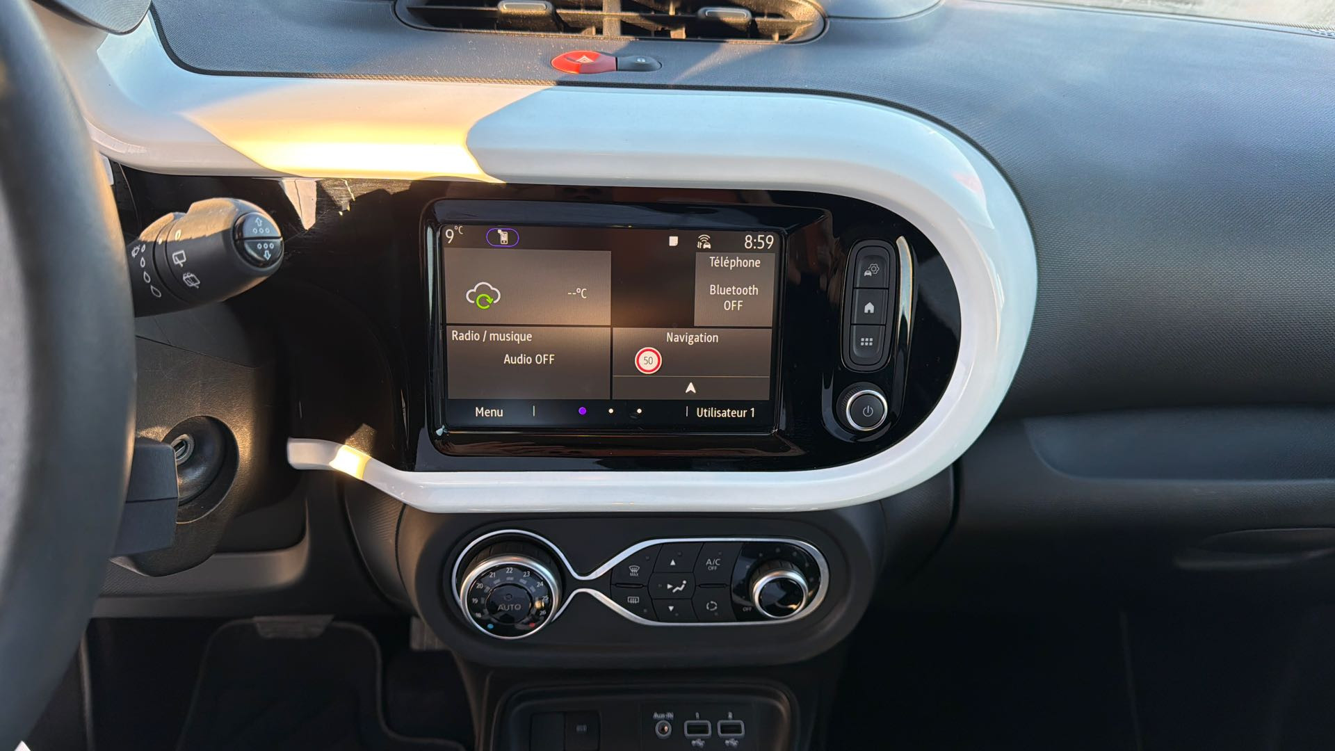 Vente en ligne Renault Twingo Electrique Twingo III E-Tech au prix de 13 990 €