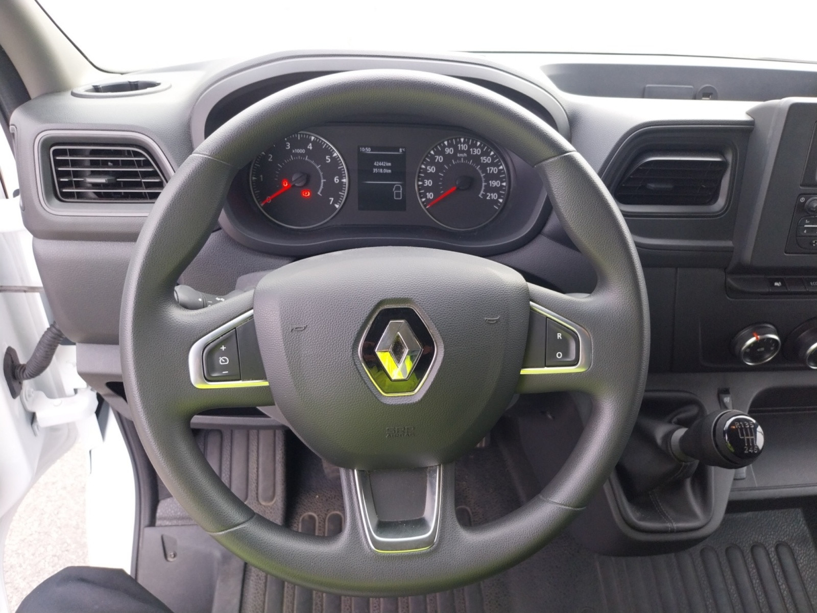 Vente en ligne Renault Master Fourgon MASTER FGN TRAC F3500 L2H2 BLUE DCI 135 au prix de 20 990 €