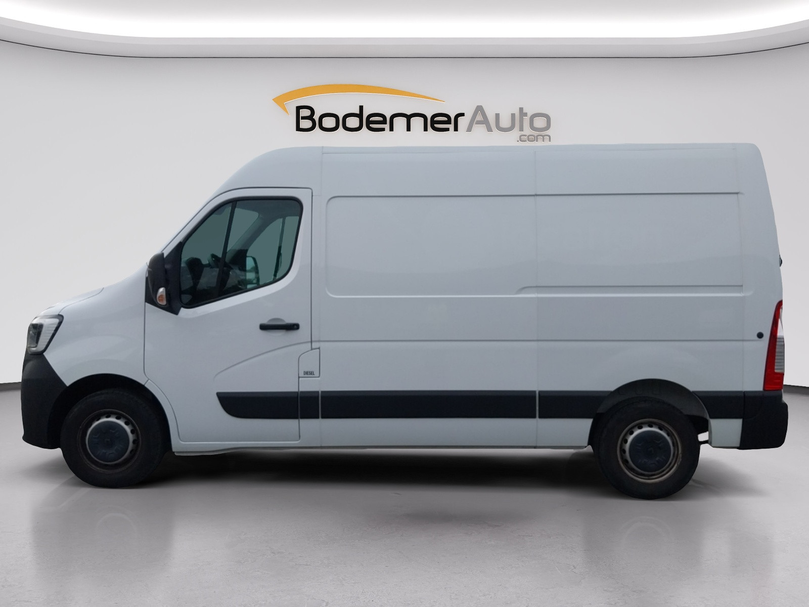 Vente en ligne Renault Master Fourgon MASTER FGN TRAC F3500 L2H2 BLUE DCI 135 au prix de 20 990 €
