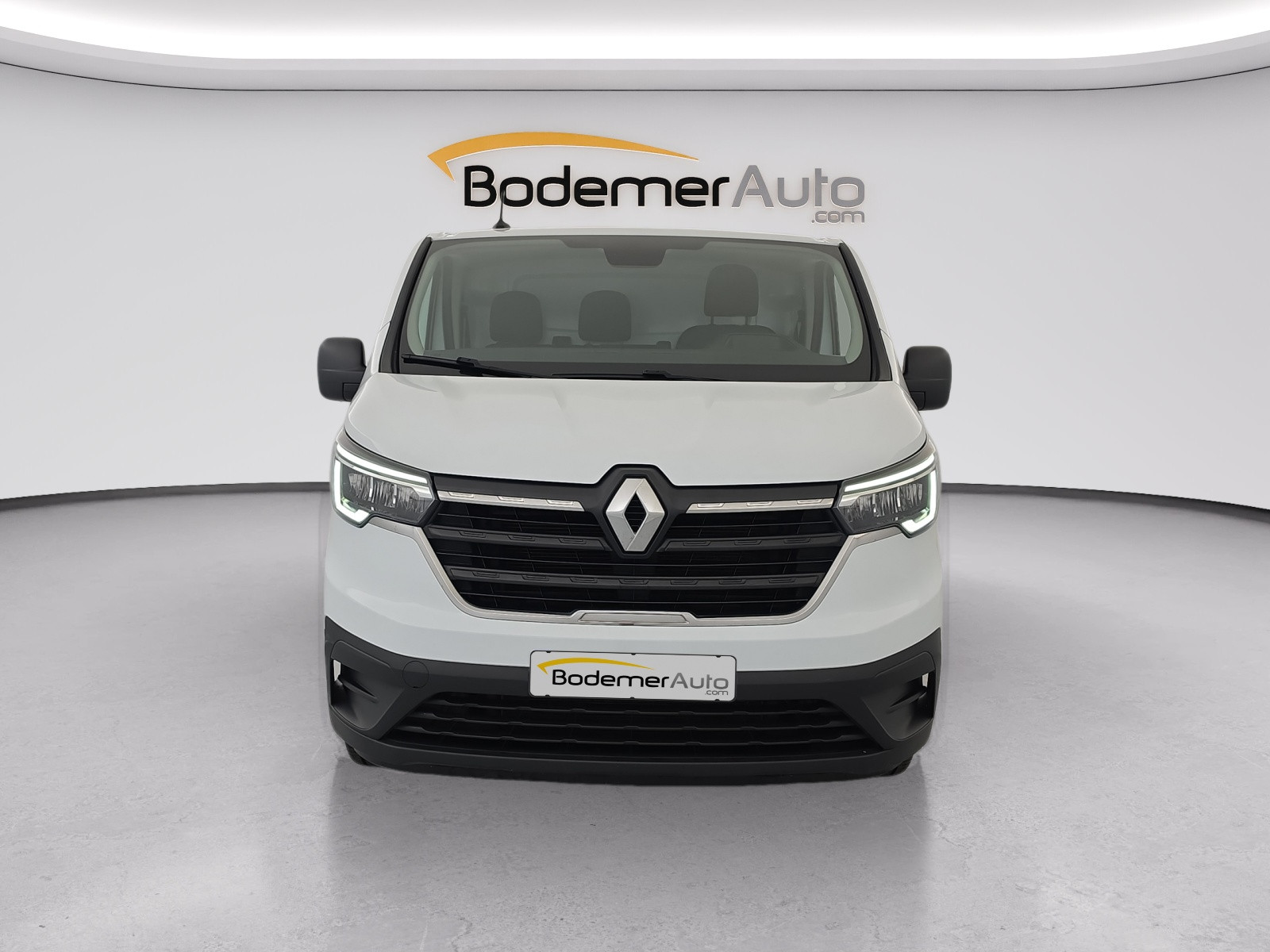 Vente en ligne Renault Trafic 3 Fourgon TRAFIC FGN L1H1 3000 KG BLUE DCI 130 au prix de 21 990 €