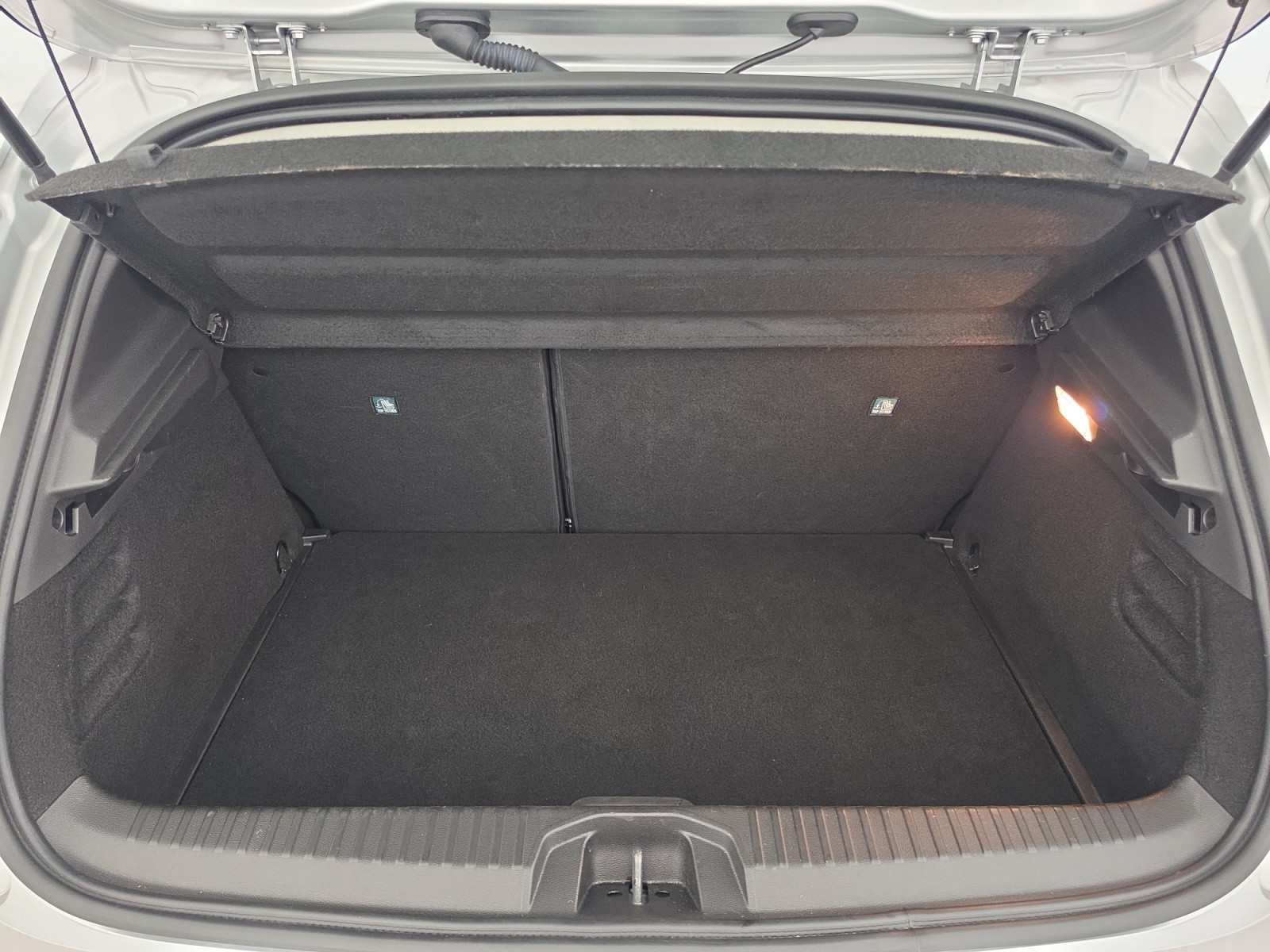 Vente en ligne Renault Clio 5 Clio TCe 90 au prix de 13 490 €
