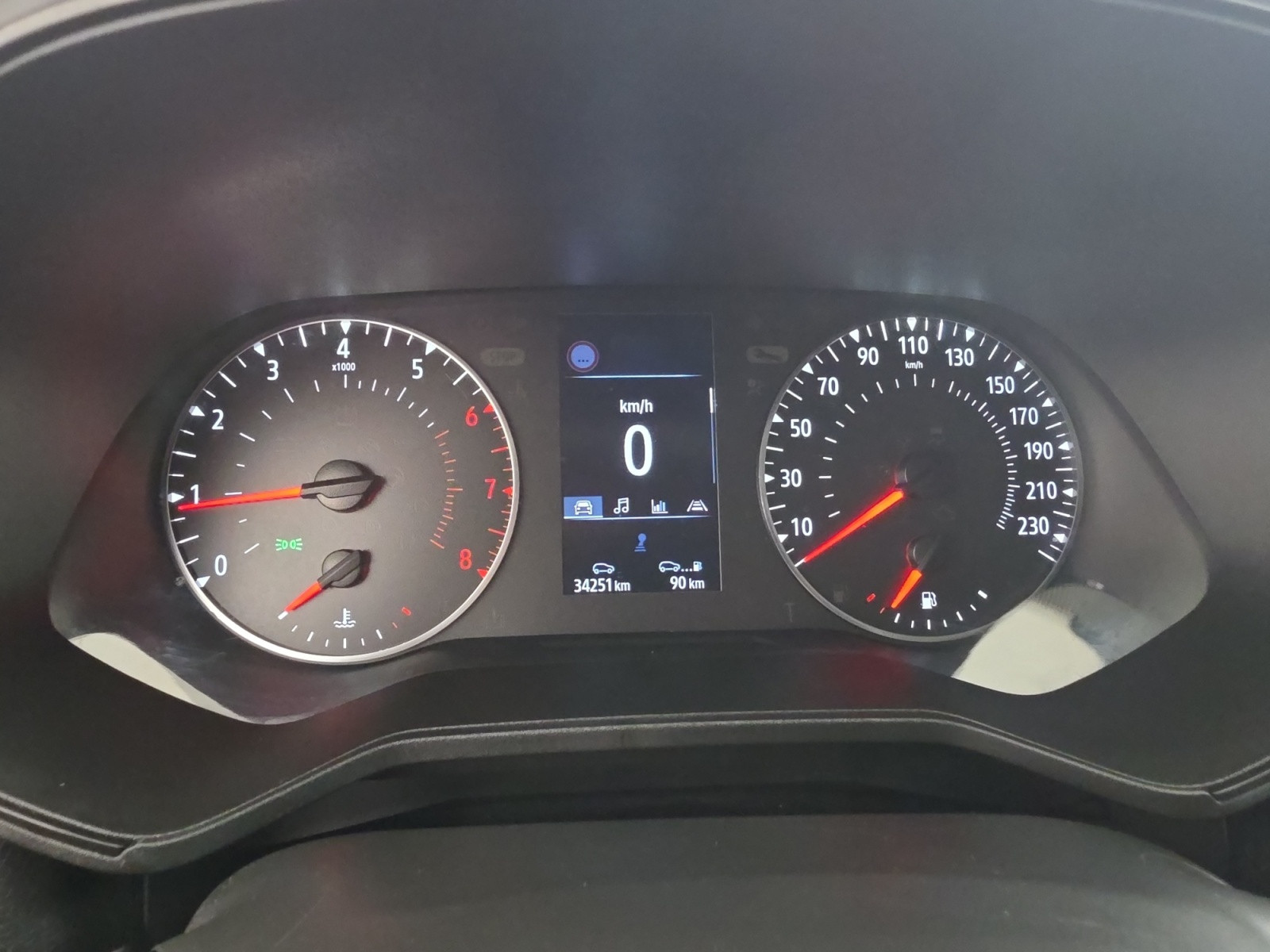 Vente en ligne Renault Clio 5 Clio TCe 90 au prix de 13 490 €