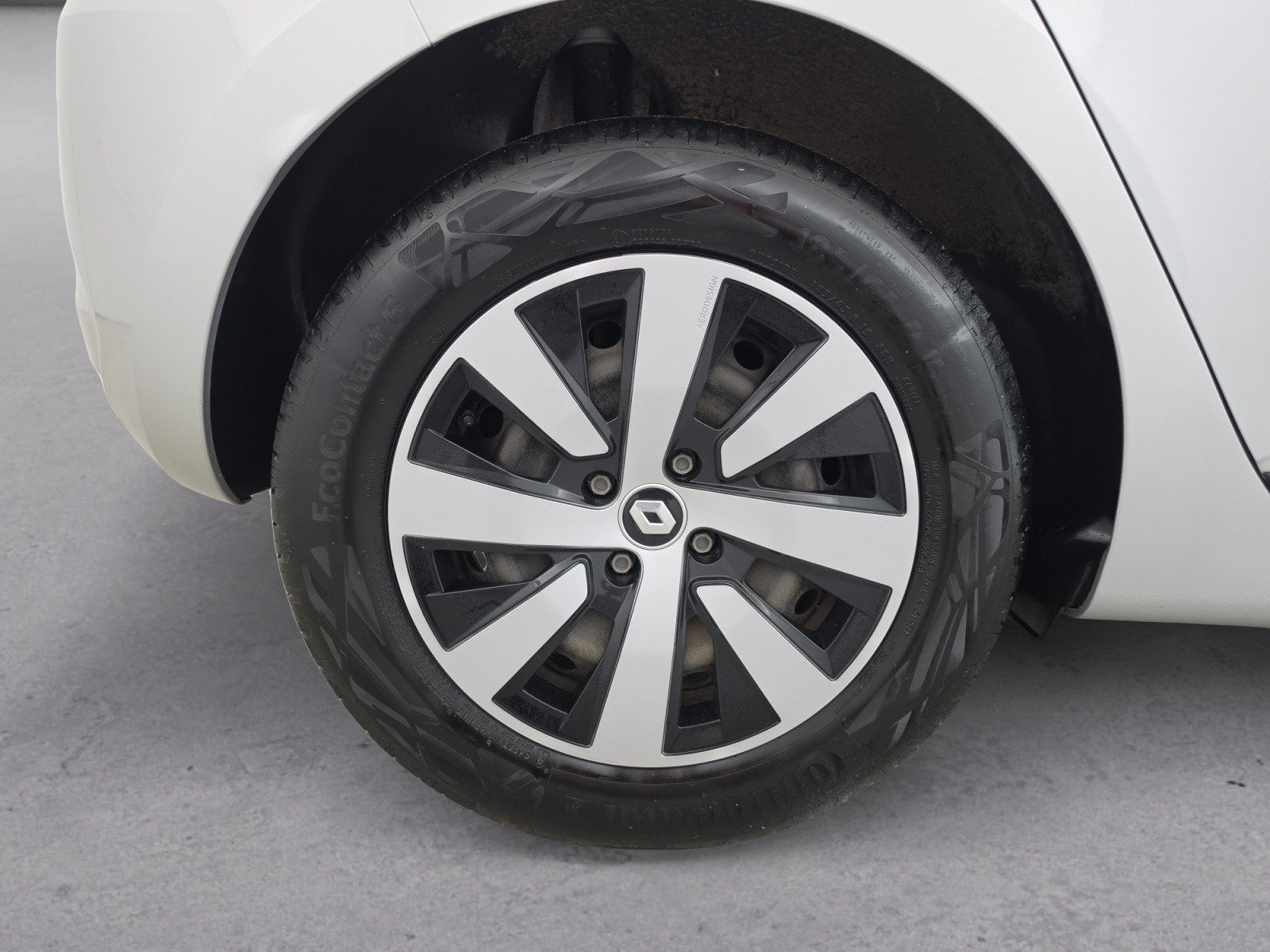 Vente en ligne Renault Clio 5 Clio TCe 90 au prix de 13 490 €