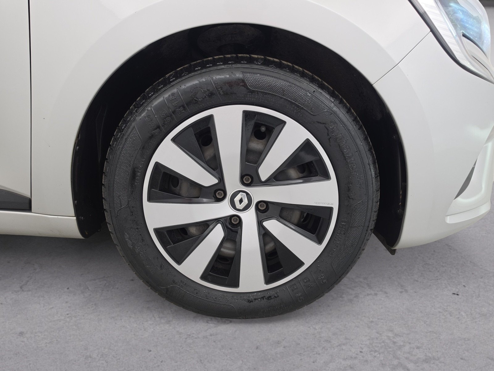 Vente en ligne Renault Clio 5 Clio TCe 90 au prix de 13 490 €